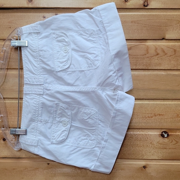 Express Summer Short - Picture 2 of 3